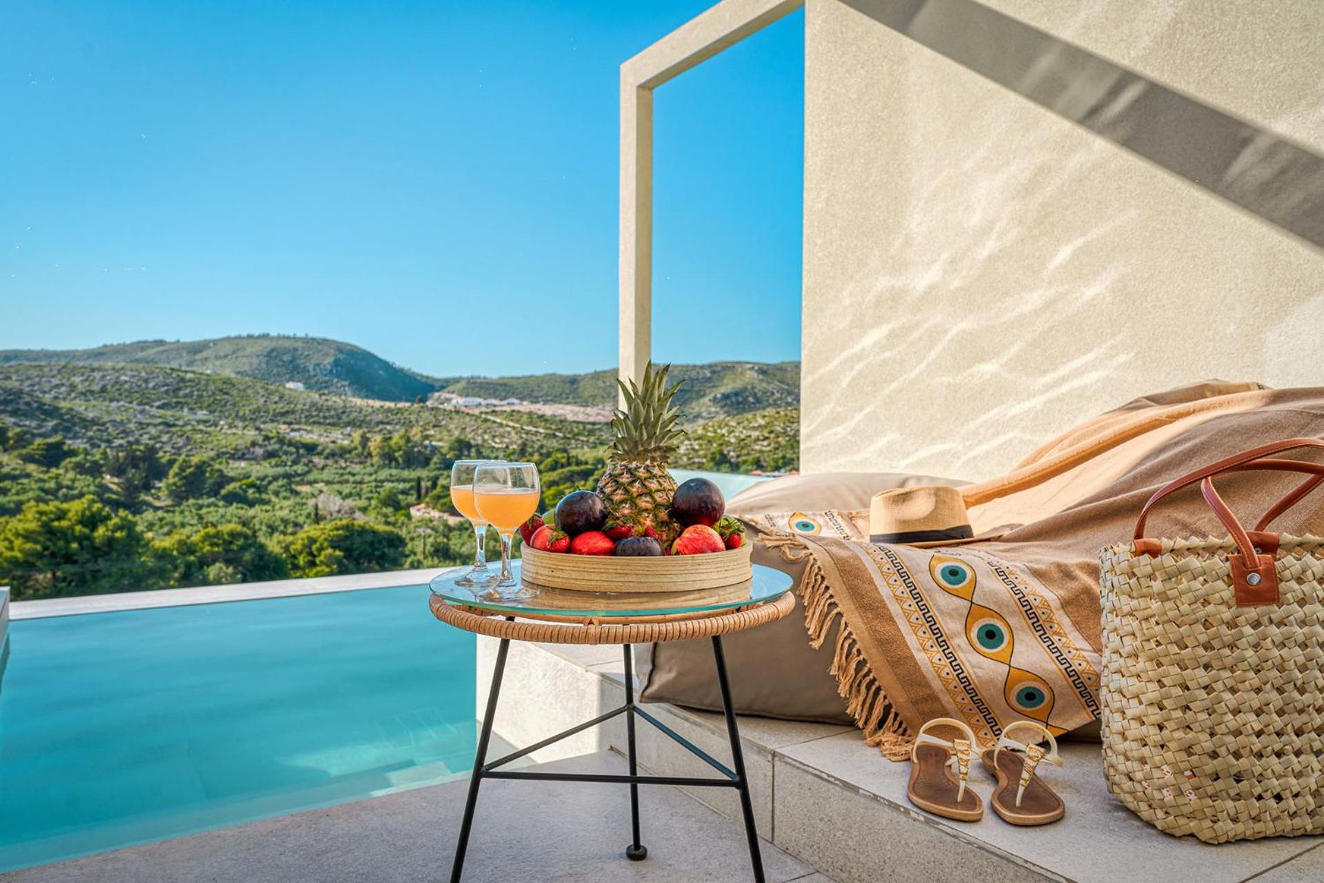 Myzith Luxury Suites Keri Exterior foto